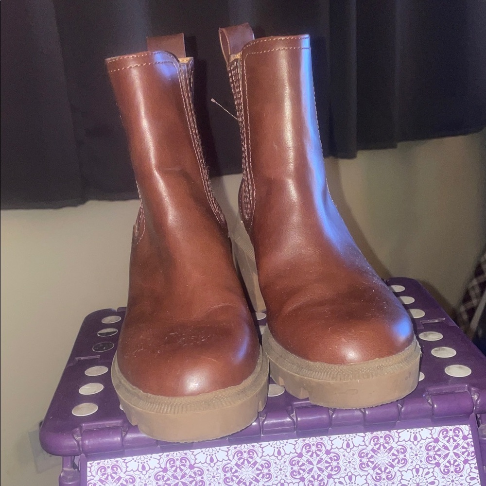 Brown Leather Ankle Boots - Picture 2 of 6